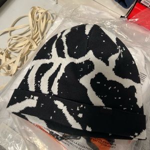 ARC’TERYX Grotto Beanie